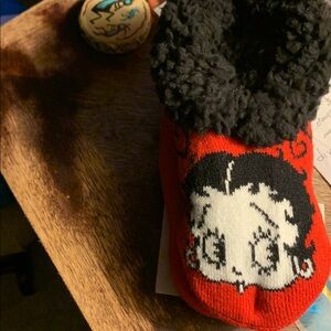 Vintage Red and Black Betty Boop Slippers (New without tags)